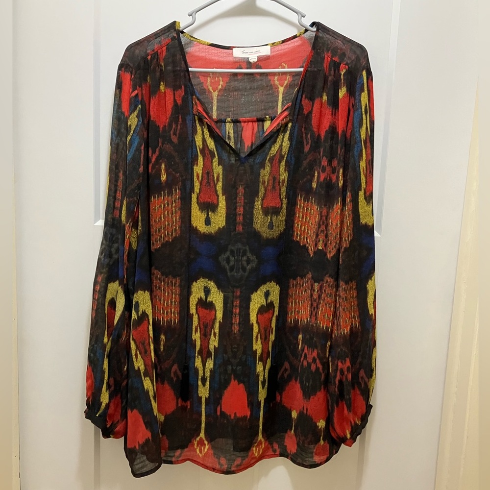 Two by Vince Camuto 2X multi colored sheer tunic top